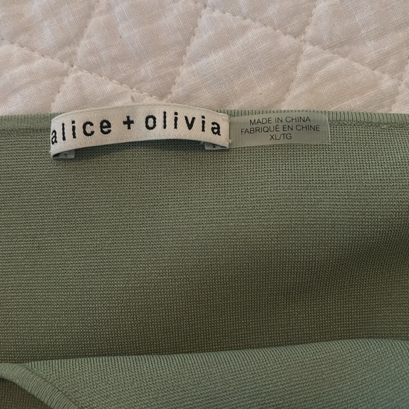 NWOT Alice & Olivia Dress - Picture 2 of 3